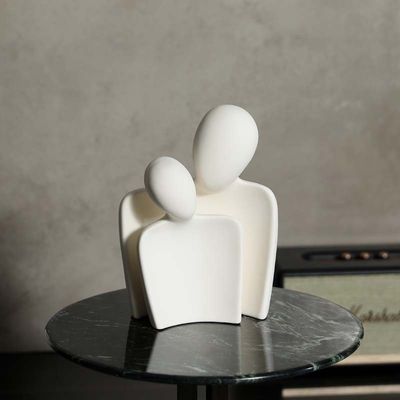 Elegante Keramik-Liebhaberfigur für verliebte Paare Umweltfreundlich Verschiedene Feste