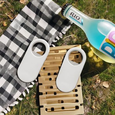 Magnetische Flaschenöffner aus Edelstahl mit einfachem Design