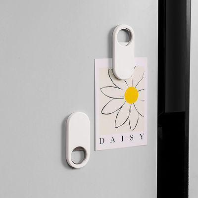 Magnetische Flaschenöffner aus Edelstahl mit einfachem Design