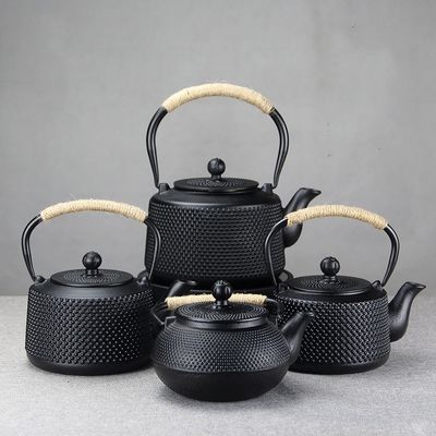 Japanische Gusseisen-Tee-Kaffeekessel-Set perfekt für Heimreisen Schwarzes Zubehör