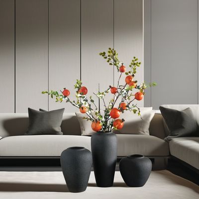 Moderne nordische Wohnkultur Keramik-Vasen mit Pampas-Gras und natürlichen getrockneten Blumen