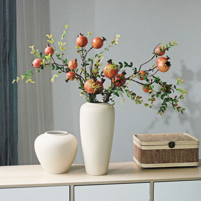 Keramische Vase im nordischen Stil für die Wohnkultur Opaque Glasur Schöne Blumenanordnung Ornamente