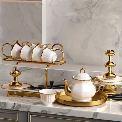 Modernes Modernes Vintage-Gold-Porzellan-Tee-Set für nachhaltige und stilvolle Häuser