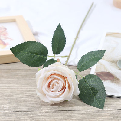 Lebensgetreue, echte Rosen, künstliche Blumen für die Heimatfeier Restaurant Bar Hotel Hochzeitsseide