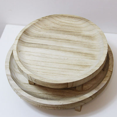 Anpassbares schwarzes Holz-Display-Stand für Backgereiche Pfannen in natürlicher Holzfarbe