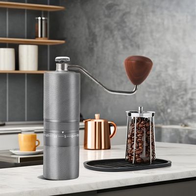 Moderne C2 Espresso-Schleifmaschine aus Edelstahl mit Holzgriff