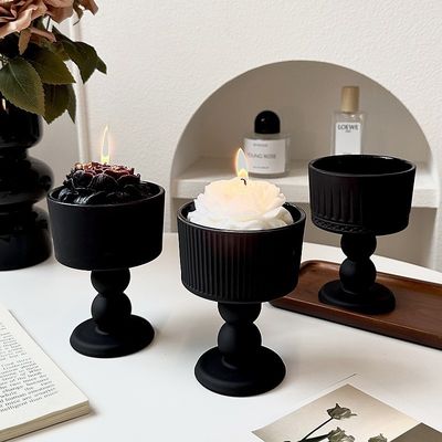 Einzigartige vertikale Linie Design Vintage Weinkelcher Glasfuß Dessert Schüssel für Geschenke
