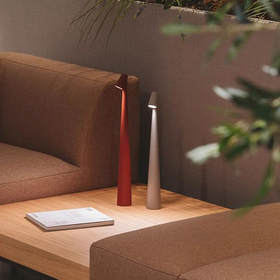 Tragbare schnurlose LED-Tischlampe umweltfreundlich 3-stufige Helligkeit für Schlafzimmer oder Schreibtisch