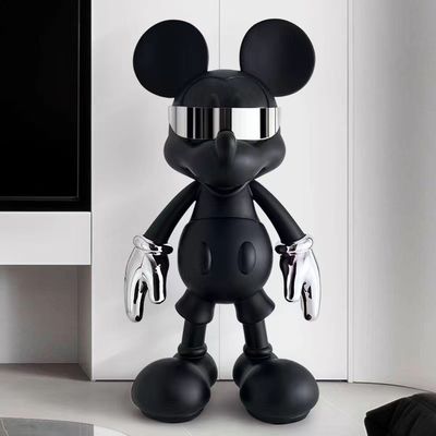 Zeitgenössische Cyberpunk Mickey Mouse Keramikornamente für Wohnzimmer und Veranda