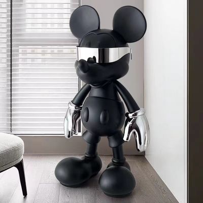 Zeitgenössische Cyberpunk Mickey Mouse Keramikornamente für Wohnzimmer und Veranda