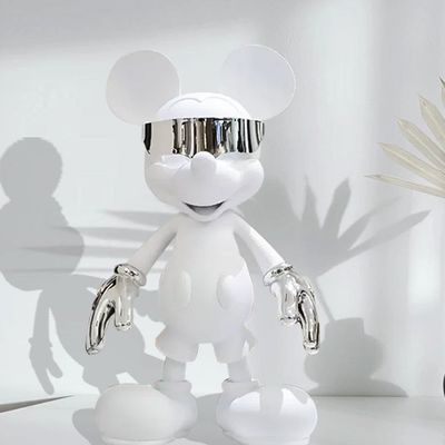 Zeitgenössische Cyberpunk Mickey Mouse Keramikornamente für Wohnzimmer und Veranda