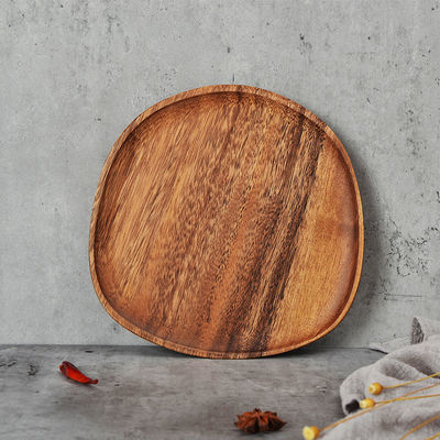 Bieten Sie nachhaltige natürliche Holzgeschirr und Servierteller mit traditionellem Design an