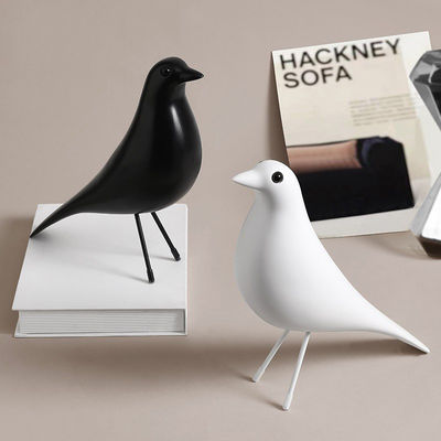 Mehrfarbige Harzverzierungen Einfaches Vogeldesign für Art Deco-Stil Wohnzimmer