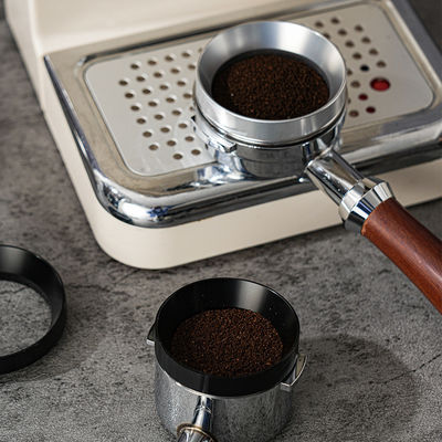 Magnetische Kaffeedosierung für die schnelle und einfache Espresso-Zubereitung in Restaurants