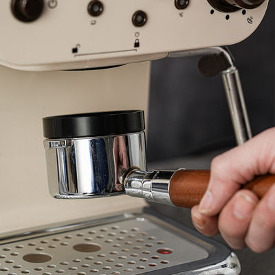 Magnetische Kaffeedosierung für die schnelle und einfache Espresso-Zubereitung in Restaurants