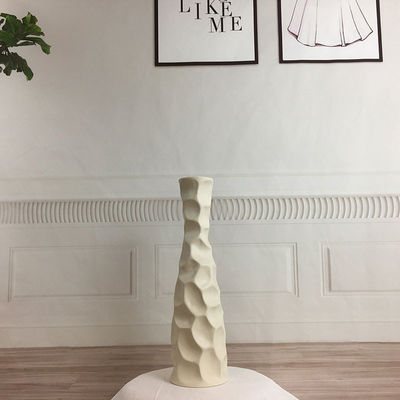 16 Zoll hohe, schlanke Keramik-Gesteinswaren-Blumenvase in weiß-grauer Matte für Tischtop-Töpfe