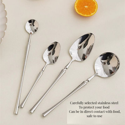 Silberware Löffel Gabel Dinnersets 24 Stück Gold Edelstahl Flatware Set für Hotels