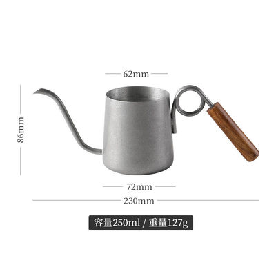 Kaffeemachung mit Edelstahl Gänsehals-Kaffeemaschine und langem Mund-Tropfen-Spout