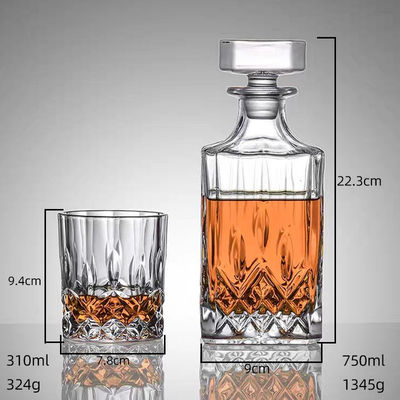 Elegante, transparente, handgefertigte Whisky-Gläser mit bleifreiem Kristalldekanter