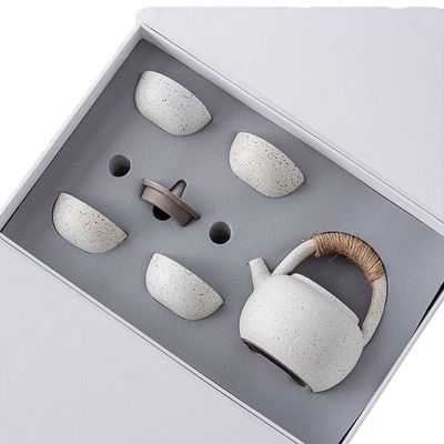 Japanisches Porzellan Kung-Fu-Tee-Set Moderne Moderne Loop-Gehandelte Teekanne mit Geschenk-Box