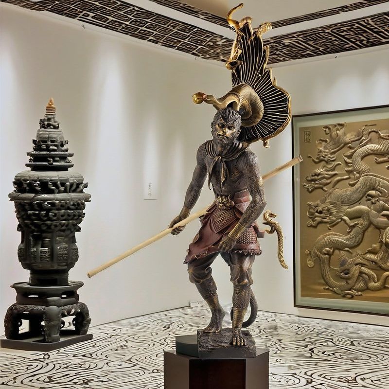 Custom 3D-Blei Kupfer Wukong Statue Ein zeitgenössischer Design-Stil für Hoteldekoration
