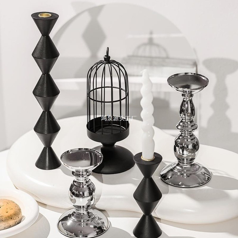 Zuhause Dekorationspfähle Stange Spalte Votive Laternen und Kerzenkrüge für den modernen Stil